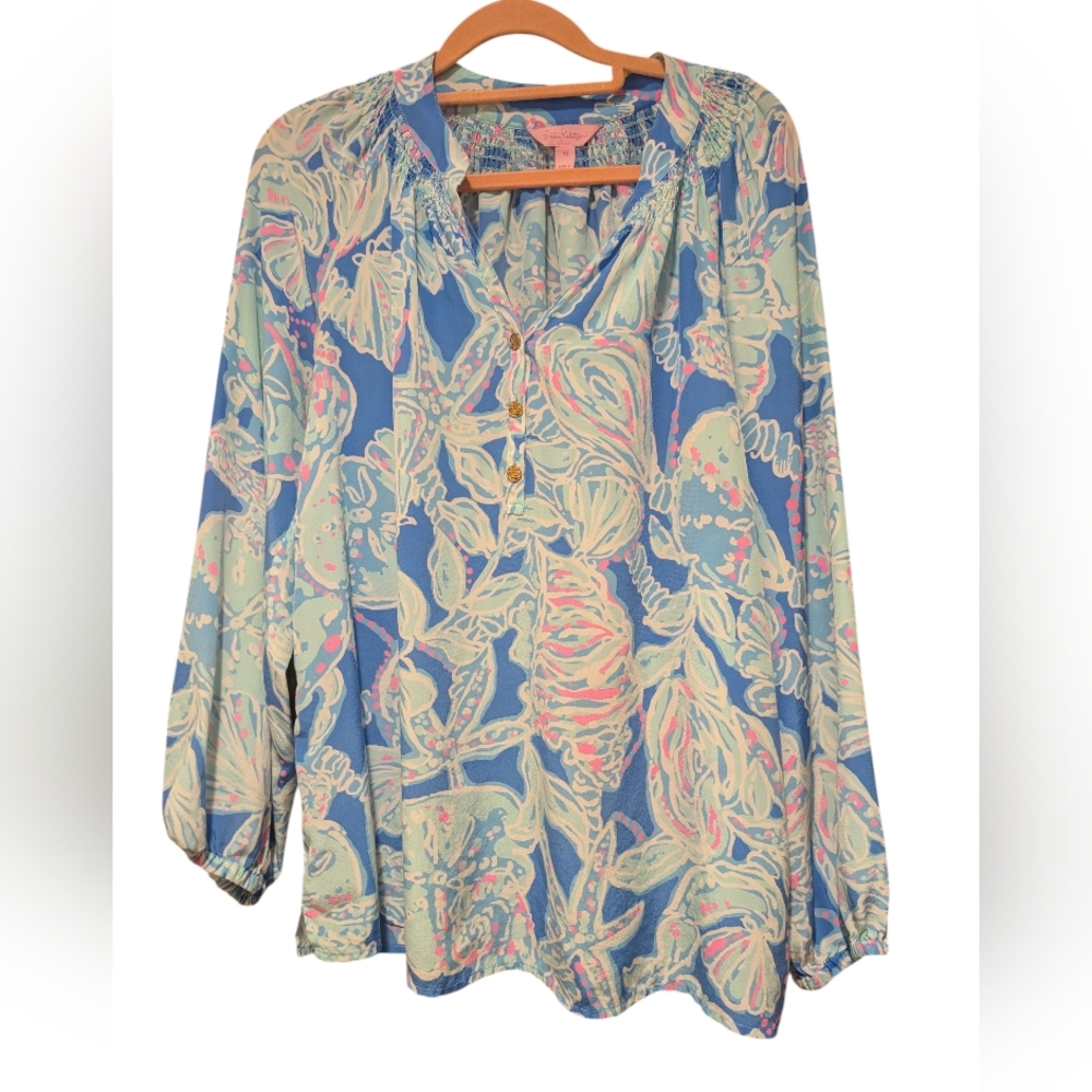 Lilly Pulitzer Seashells 100% Silk Blouse Size Medium